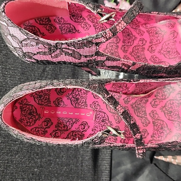 Sz 9 Pink & Black lace Bordello heels - Picture 5 of 6